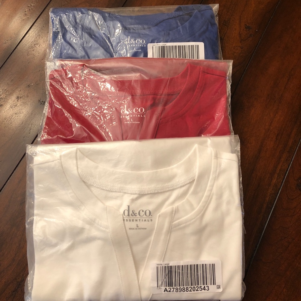 Patriotic Trio V-Neck essentials Tee ❤️💙